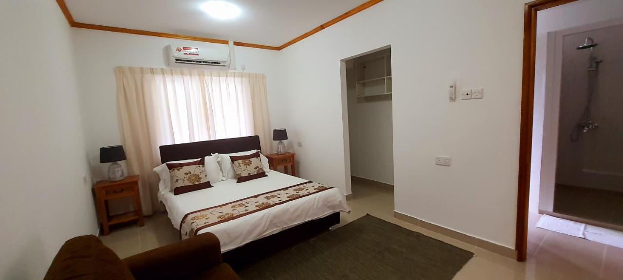 Le Chant De Merle Self -Catering Studios And Apartments Mahe Island Exterior photo
