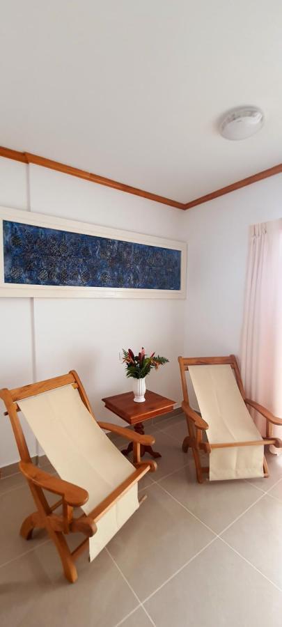 Le Chant De Merle Self -Catering Studios And Apartments Mahe Island Exterior photo