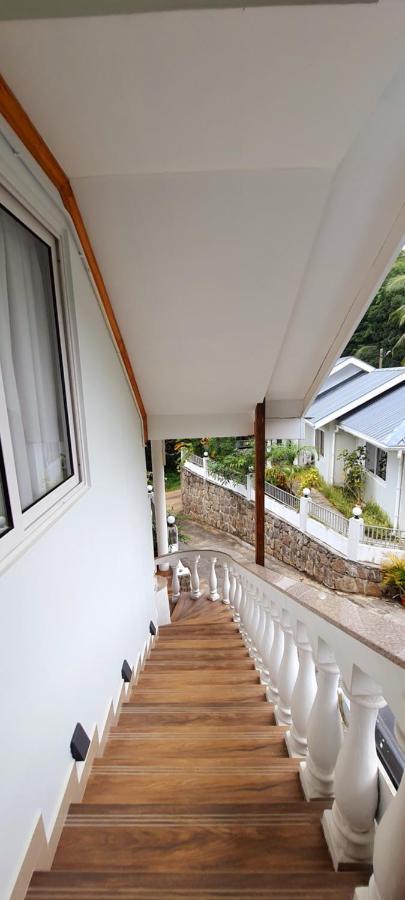 Le Chant De Merle Self -Catering Studios And Apartments Mahe Island Exterior photo